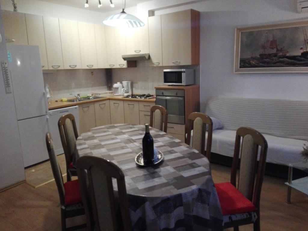 Apartman Drazin Kaštela エクステリア 写真