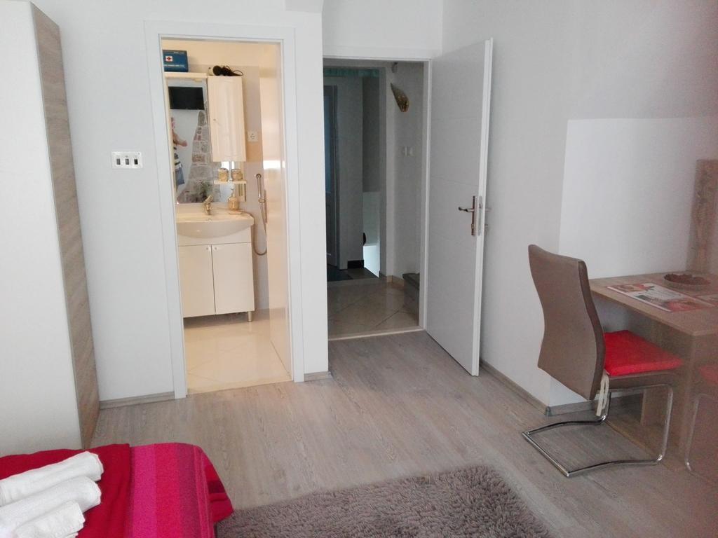 Apartman Drazin Kaštela エクステリア 写真